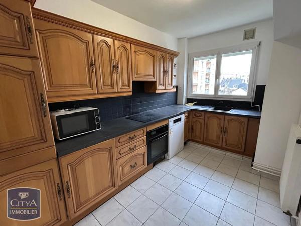 Appartement à louer 4 pièces 77.45m²