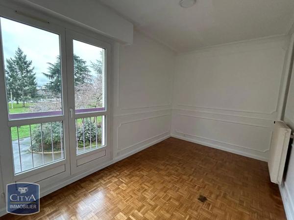 Appartement à louer 4 pièces 77.45m²