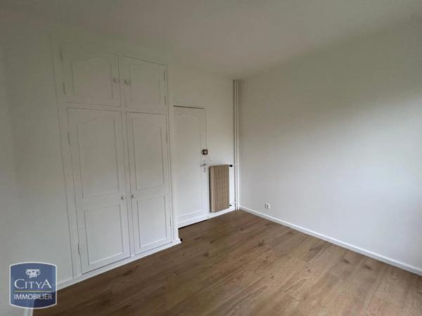 Appartement à louer 4 pièces 77.45m²