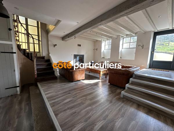 Vente Maison410 m² - 15 Pièces - MORTAGNE SUR SEVRE (85290)