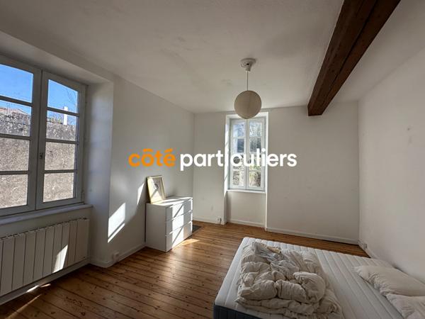 Vente Maison410 m² - 15 Pièces - MORTAGNE SUR SEVRE (85290)