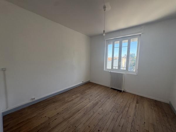 Maison à louer 1 200 € CC Bègles 4 p 104 m² DPE