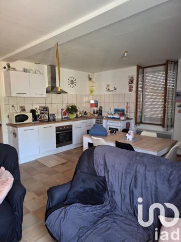 Location appartement 5 pièces 69 m² L'Isle-Jourdain