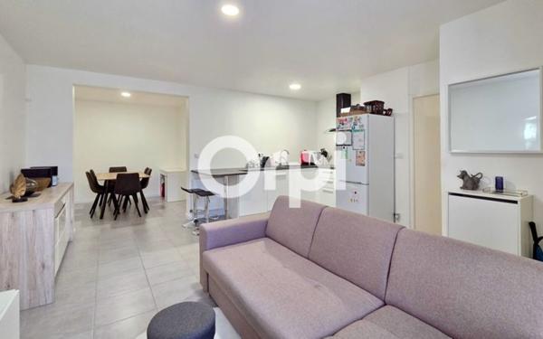 Appartement à vendre    2 pièces • 46,45 m2 Vaulx-en-Velin