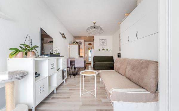 Appartement à vendre    1 pièce •  La Grande-Motte