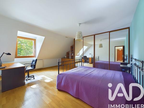 Maison à vendre 9 pièces 220 m² Bures-sur-Yvette