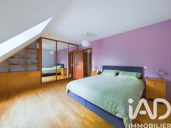 Maison à vendre 9 pièces 220 m² Bures-sur-Yvette