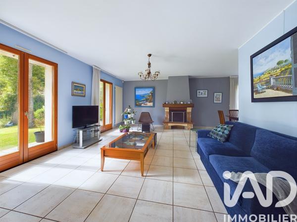 Maison à vendre 9 pièces 220 m² Bures-sur-Yvette