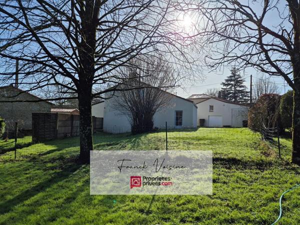 A VENDRE au Boupère, Maison de 111 m2 env avec 4  chambres sur un terrain de 750 m2 env