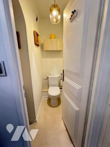 Appartement T3 au 4ème étage avec ascenseur à Vesoul rénové avec cave et place de parking