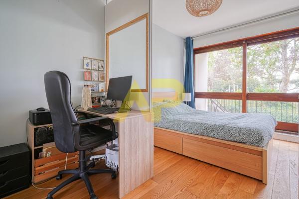 Appartement 3 pièce(s) 71 m2 €369 000 ** - Référence 505