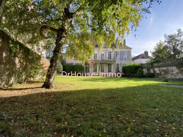 Maison à vendre 18 pièces de 300 m²