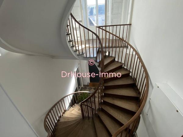 Maison à vendre 18 pièces de 300 m²
