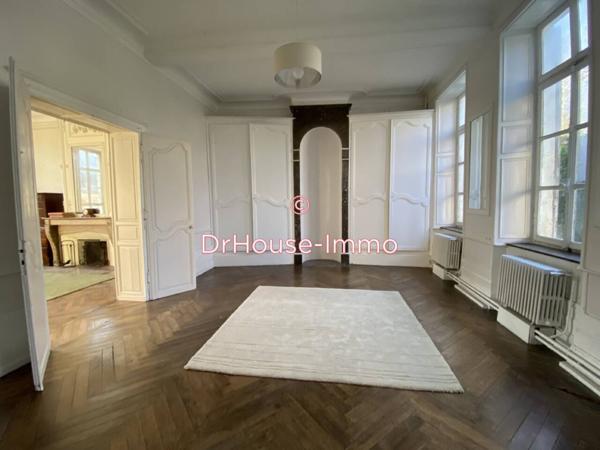 Maison à vendre 18 pièces de 300 m²