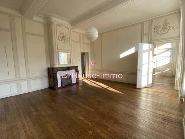 Maison à vendre 18 pièces de 300 m²