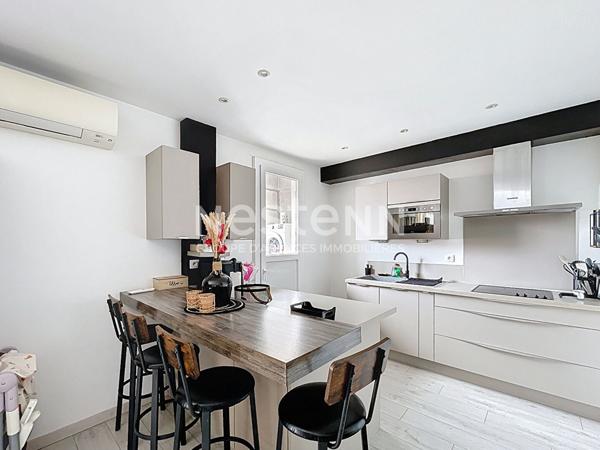 A VENDRE - APPARTEMENT - LOGGIA - CAVE