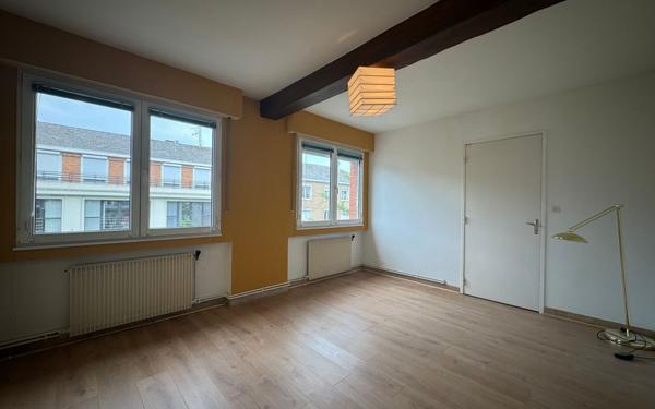 Appartement à vendre    4 pièces • 136 m2 Valenciennes