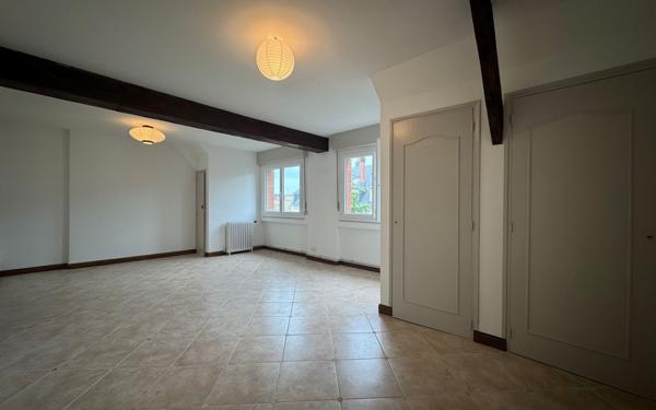 Appartement à vendre    4 pièces • 136 m2 Valenciennes