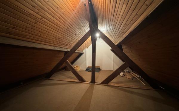 Appartement à vendre    4 pièces • 136 m2 Valenciennes