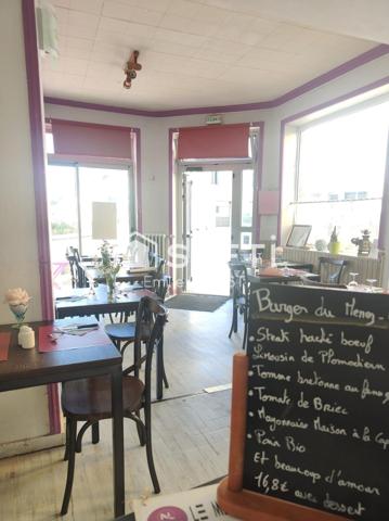 Local commercial 225m2 au cœur de PLOMODIERN