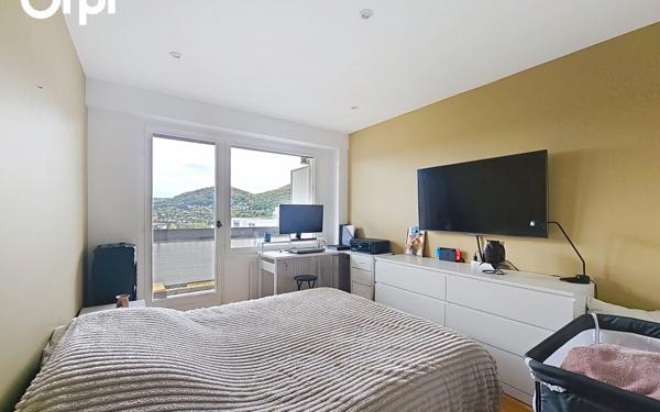 Appartement à vendre    4 pièces •  Annemasse