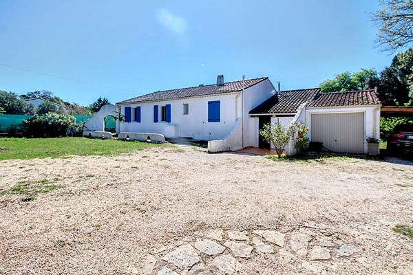 A VENDRE EN EXCLUSIVITE ! Maison Vidauban 4 pièces 97 m² Terrain 1515 m² - Garage