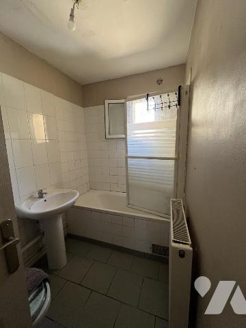 MAISON DE VILLE A VENDRE