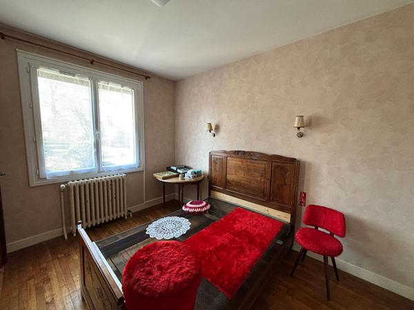 Pavillon des années 60 à SAINT MARTIN  L'ARS