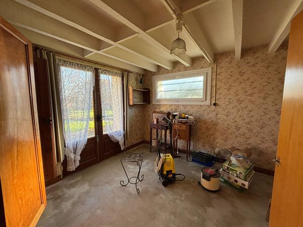 Pavillon des années 60 à SAINT MARTIN  L'ARS