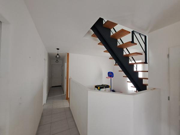 A VENDRE -MAISON RECENTE DE 2019 SUR UNE PARCELLE DE PLUS DE 700 M2