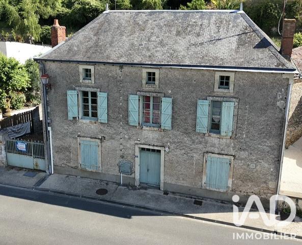 Maison à vendre 5 pièces 148 m² Charroux