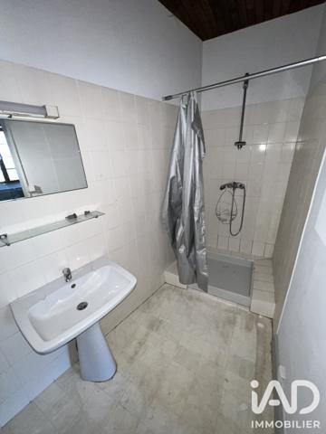 Maison à vendre 5 pièces 148 m² Charroux
