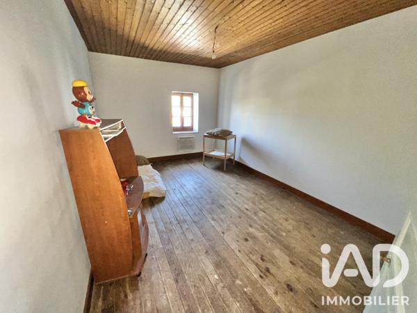 Maison à vendre 5 pièces 148 m² Charroux