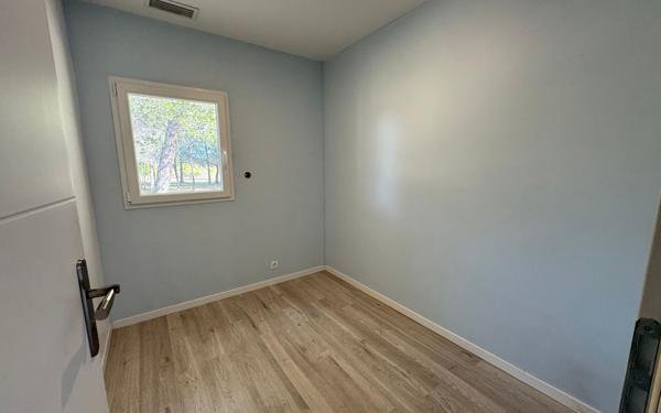 Maison à vendre    3 pièces •  Carpentras