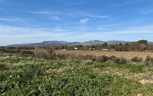 Maison à vendre    3 pièces •  Carpentras