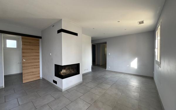 Maison à vendre    3 pièces •  Carpentras