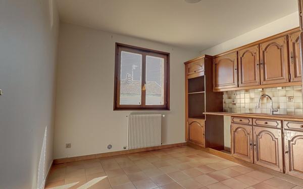 Maison à vendre    5 pièces •  Chenôve