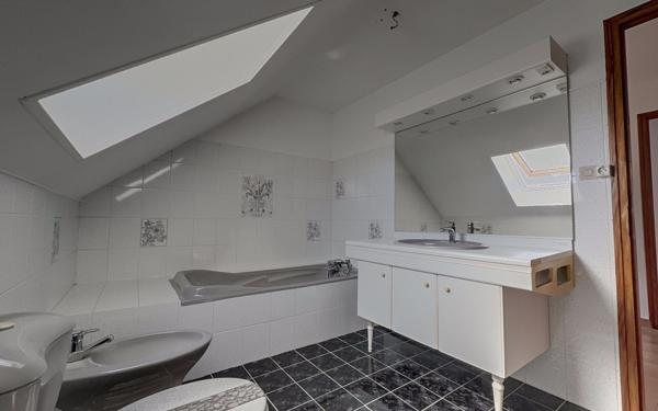 Maison à vendre    5 pièces •  Chenôve