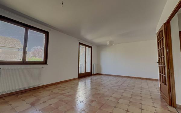 Maison à vendre    5 pièces •  Chenôve