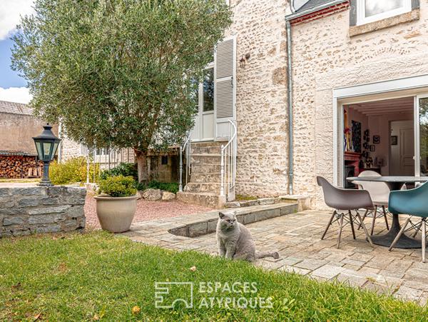 Maison de maître en pierre entièrement rénovée au coeur de Jargeau