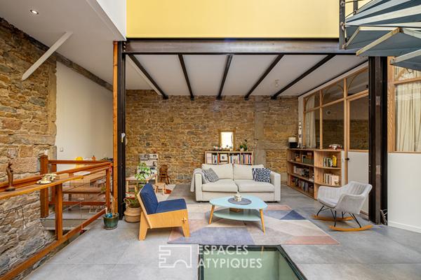 Loft avec patio en plein coeur du quartier Ainay