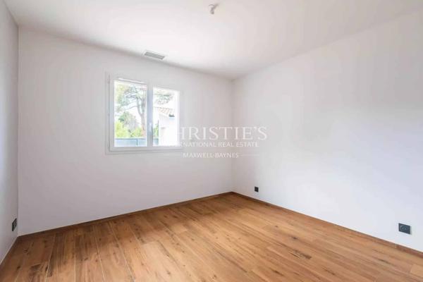 Belle maison contemporaine au cœur de Sadirac