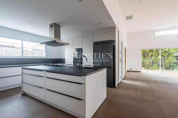 Belle maison contemporaine au cœur de Sadirac