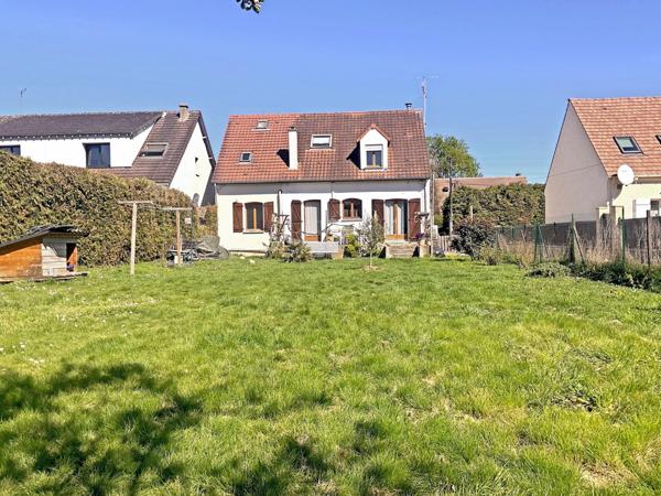 À vendre - Maison individuelle, 6 pièces située à Rosny-sur-Seine (78710)