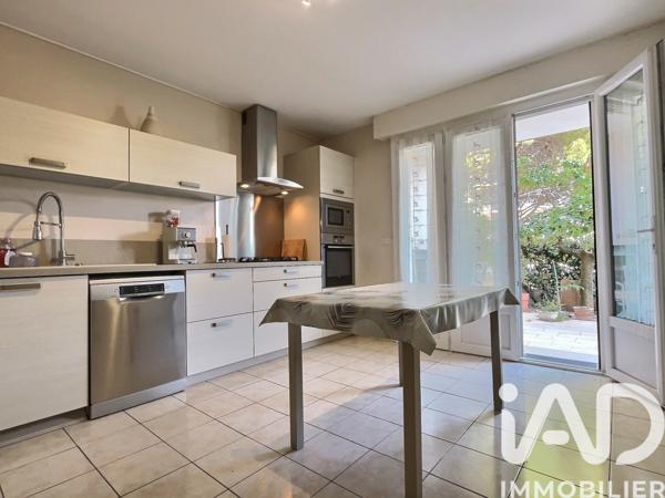 Appartement à vendre 4 pièces 98 m² Arles