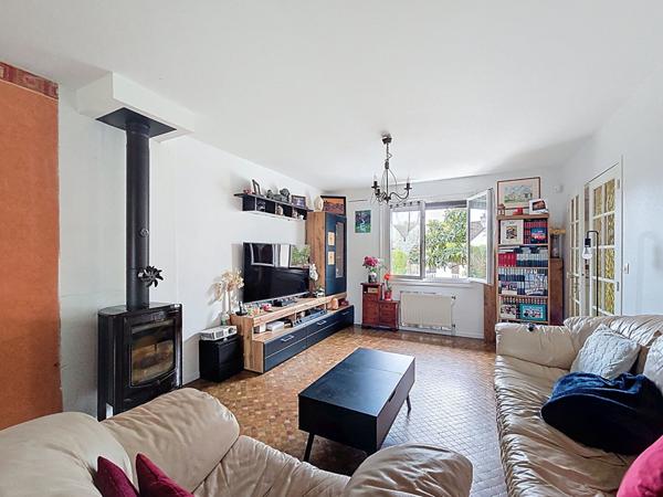 Maison Dreux proche gare, secteur Plein Sud, 3 chambres, jardin, sous sol total