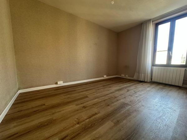 Ensemble Immobilier de deux maisons, 119 m², 6 pièces, 4 chambres,