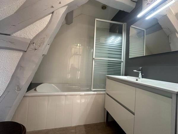 Ensemble Immobilier de deux maisons, 119 m², 6 pièces, 4 chambres,