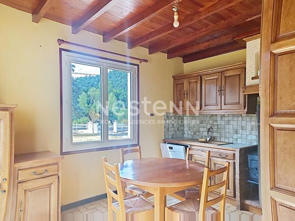 EXCLUSIVITE !  Hameau de RETOURNAC Maison plain pied sur 2000 m2 de terrain plat