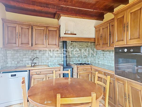 EXCLUSIVITE !  Hameau de RETOURNAC Maison plain pied sur 2000 m2 de terrain plat